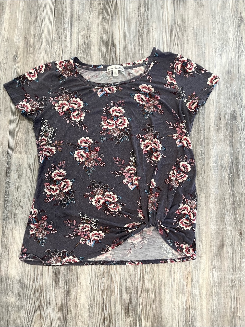 nine britton purple Floral Knot Front Tee
